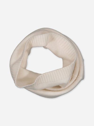 Ivory snood made in regenerated cashmere